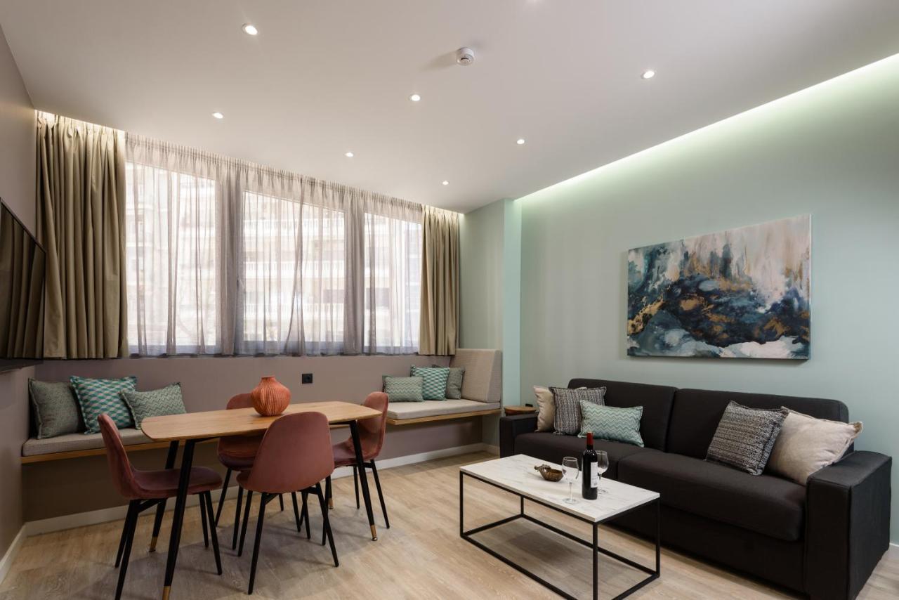 Crossroads Athens By Yha Atenas Exterior foto